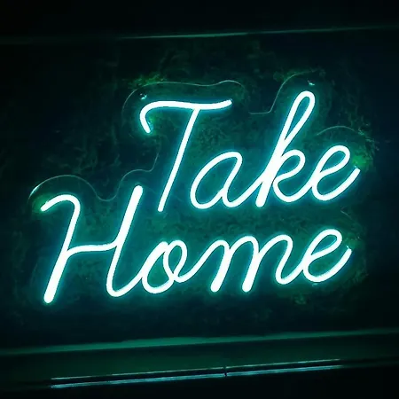 Take Διαμέρισμα *